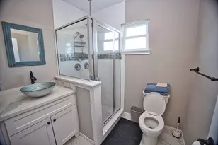 4016 Las Palmas St, Galveston, TX 77554 - Photo 9