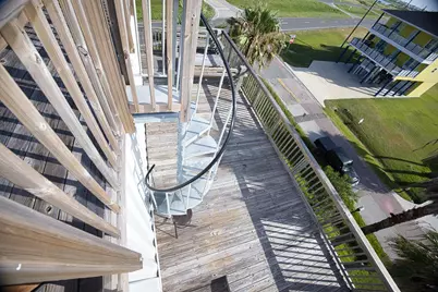 4016 Las Palmas Street, Galveston, TX 77554 - Photo 23