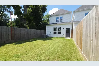765 Enterprise E Street, Houston, TX 77088 - Photo 19