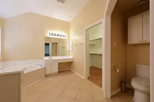 2142 Robinwood Dr, Deer Park, TX 77536 - Photo 15