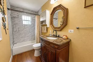 4718 Meadow Park Dr, Houston, TX 77048 - Photo 15