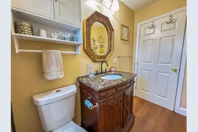 4718 Meadow Park Drive, Houston, TX 77048 - Photo 19