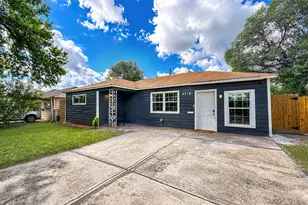 4718 Meadow Park Dr, Houston, TX 77048 - Photo 1