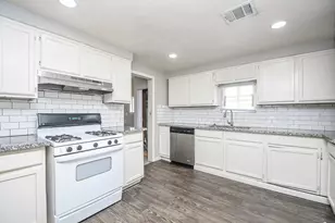 5522 Bunte St, Houston, TX 77026 - Photo 7