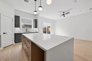 959 Highland Lgt Ln, Houston, TX 77091 - Photo 13