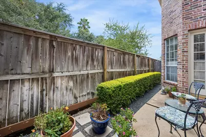 5819 Inwood Park Ct Court N, Houston, TX 77057 - Photo 21