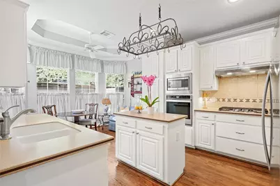 5819 Inwood Park Ct Court N, Houston, TX 77057 - Photo 5