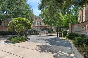 5819 Inwood Park Ct Ct N, Houston, TX 77057 - Photo 23