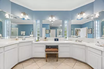 5819 Inwood Park Ct Court N, Houston, TX 77057 - Photo 17