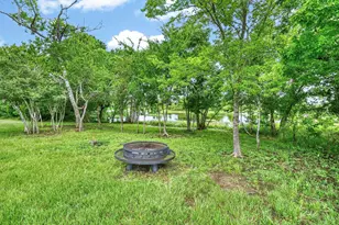 10104 Crown Pt, Iola, TX 77861 - Photo 39