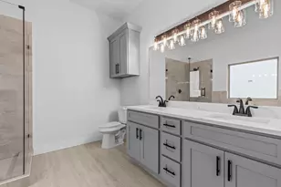 7810 Denton St, Houston, TX 77028 - Photo 13