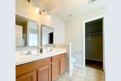 2414 Lakecrest Village Court, Katy, TX 77493 - Photo 11