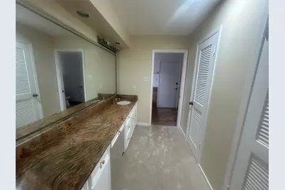 418 Fox Briar Lane, Sugar Land, TX 77478 - Photo 5