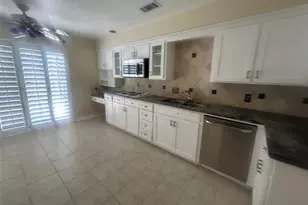 418 Fox Briar Ln, Sugar Land, TX 77478 - Photo 17