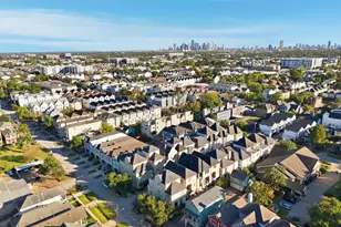 1360 W 25th St, Houston, TX 77008 - Photo 33