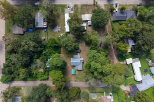 411 Sherwood St, Cleveland, TX 77327 - Photo 3