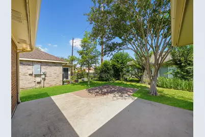 2711 N Peach Hollow Circle, Pearland, TX 77584 - Photo 25