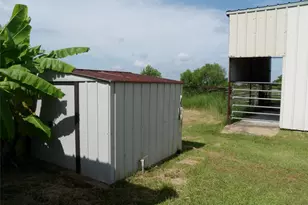 7308 Fm 2853, Palacios, TX 77465 - Photo 31