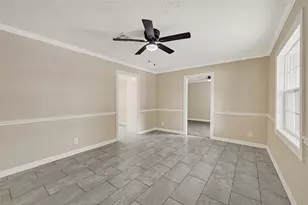 8526 Vennard Rd, Houston, TX 77034 - Photo 7