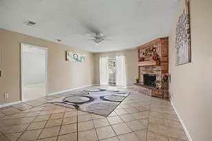 4202 Townes Forest, Friendswood, TX 77546 - Photo 9