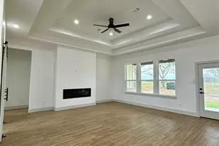 931 Buffalo Trail, Angleton, TX 77515 - Photo 3