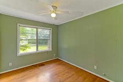 206 Jonquil, Lake Jackson, TX 77566 - Photo 9