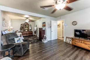 2115 Normal Park Dr, Huntsville, TX 77340 - Photo 11