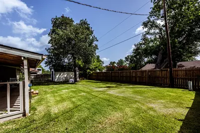 2115 Normal Park Drive, Huntsville, TX 77340 - Photo 21