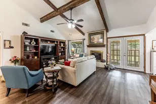 2115 Normal Park Dr, Huntsville, TX 77340 - Photo 5