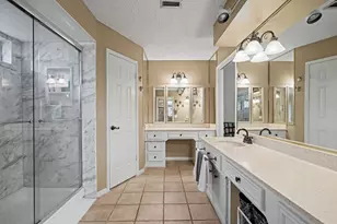 2903 Fontana Dr, Houston, TX 77043 - Photo 19