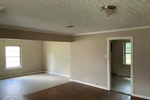 401 Farrer St, Angleton, TX 77515 - Photo 3