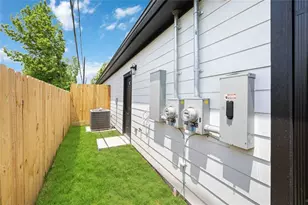 7832 Booker St, Houston, TX 77028 - Photo 23
