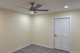 515 Mockingbird Ln, Wharton, TX 77488 - Photo 11