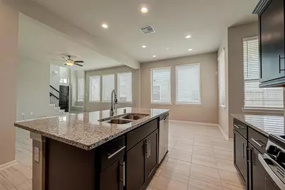 2559 Terrace Point Drive, Missouri City, TX 77459 - Photo 11
