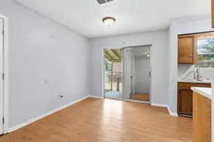 1006 Perry St, Cleveland, TX 77327 - Photo 5