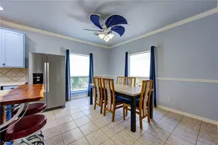 13719 Mutiny Ln, Galveston, TX 77554 - Photo 17