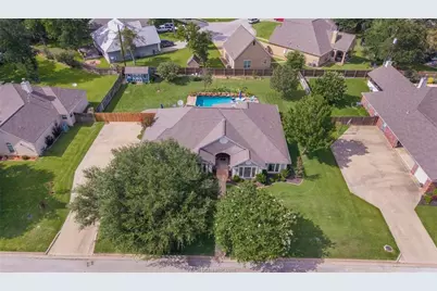 1108 Honeysuckle Ln, Caldwell, TX 77836 - Photo 21