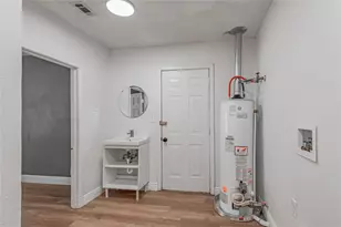 1528 Ave P, Huntsville, TX 77340 - Photo 25