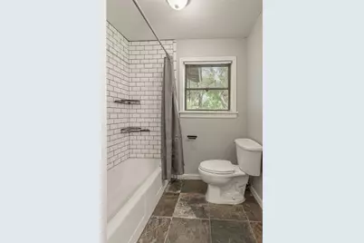 1528 Avenue P, Huntsville, TX 77340 - Photo 17