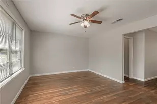 1528 Ave P, Huntsville, TX 77340 - Photo 5