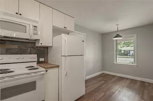 1528 Ave P, Huntsville, TX 77340 - Photo 11