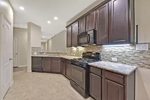 19823 White Pearl Ct, Houston, TX 77073 - Photo 11