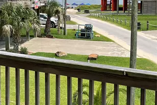 980 S Stingaree Dr, Crystal Beach, TX 77650 - Photo 43