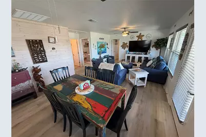 980 S Stingaree Drive, Crystal Beach, TX 77650 - Photo 21