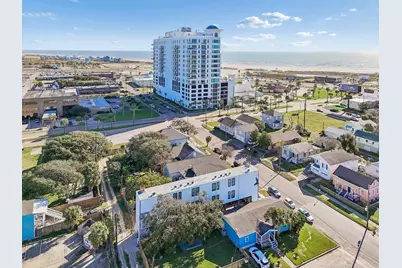 624 Avenue H, Galveston, TX 77550 - Photo 11