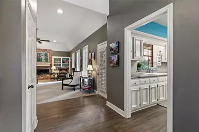 5111 Olympia Fields Lane, Houston, TX 77069 - Photo 9