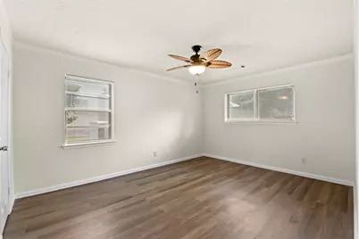 207 Willowick Drive, Conroe, TX 77304 - Photo 15