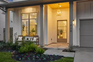 710 E 18th St, Houston, TX 77008 - Photo 1