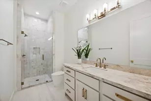 710 E 18th St, Houston, TX 77008 - Photo 33