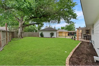 1918 Stebbins Drive, Houston, TX 77043 - Photo 21